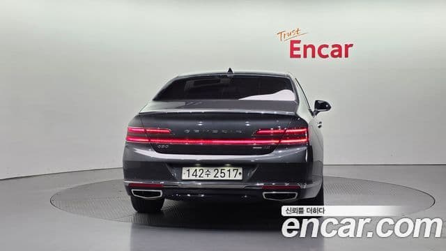 Genesis G90 3