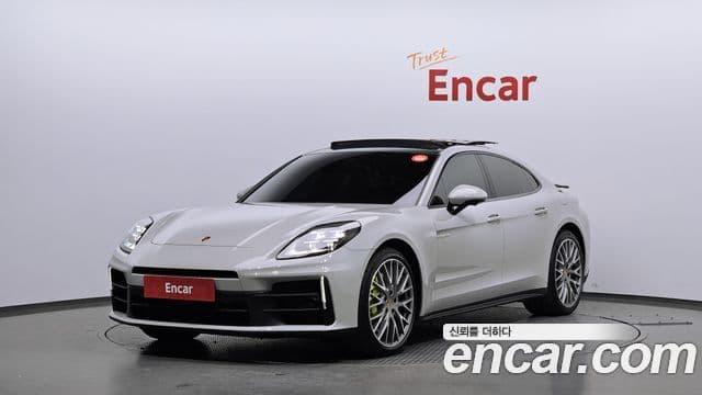 Porsche Panamera (976) 1