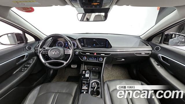 Hyundai Sonata (DN8) 4