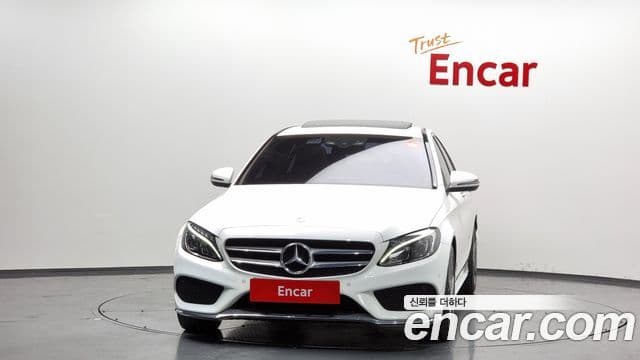 Mercedes-Benz C-Class W205 3