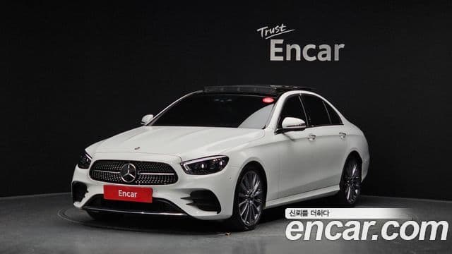 Mercedes-Benz E-Class W213 1