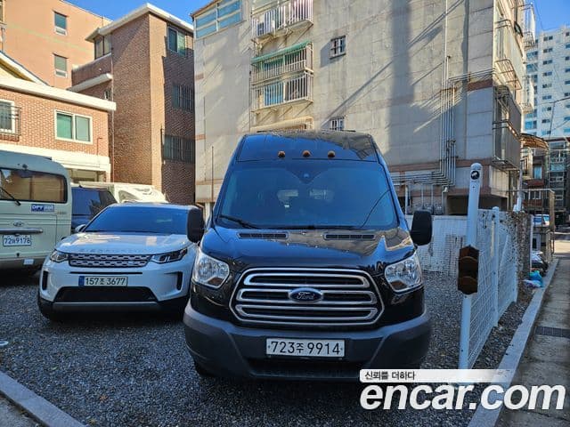 Ford Transit 1