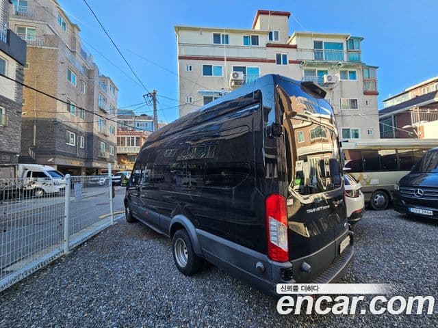 Ford Transit 4