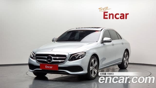 Mercedes-Benz E-Class W213 1
