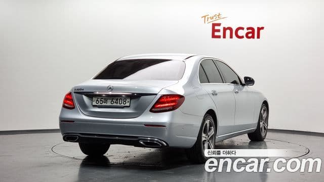 Mercedes-Benz E-Class W213 2