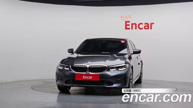BMW 3 Series (G20) 3