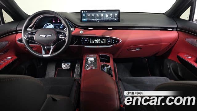 Genesis GV70 4
