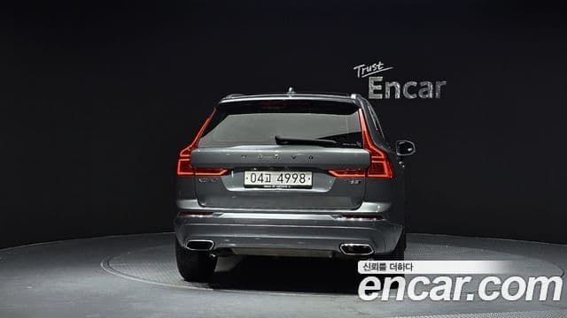 Volvo XC60 2nd Gen 4