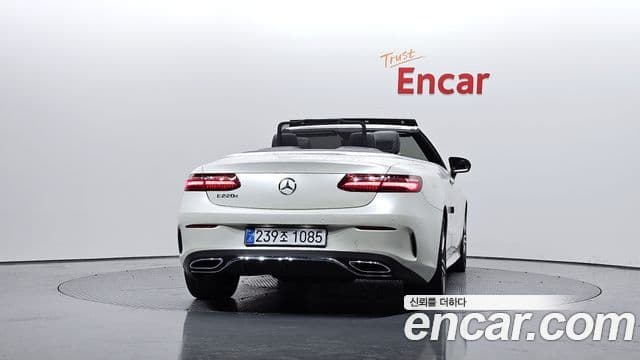 Mercedes-Benz E-Class W213 4