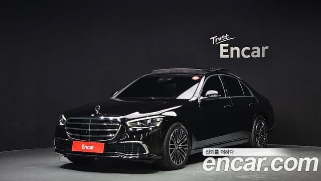 Mercedes-Benz S-Class W223 1