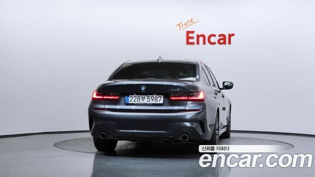 BMW 3 Series (G20) 3