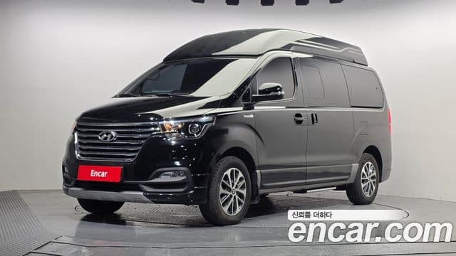 Hyundai The New Grand Starex 1