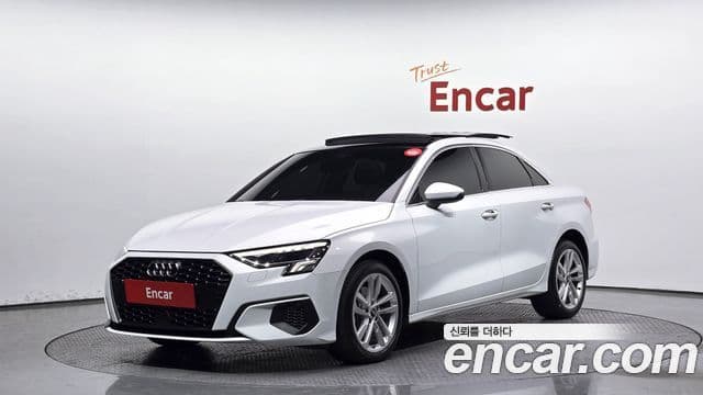 Audi A3 (8Y) 1