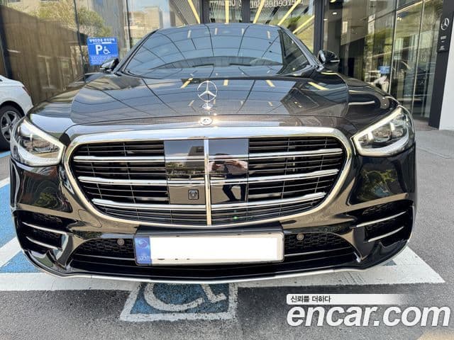 Mercedes-Benz S-Class W223 3