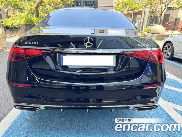Mercedes-Benz S-Class W223 4