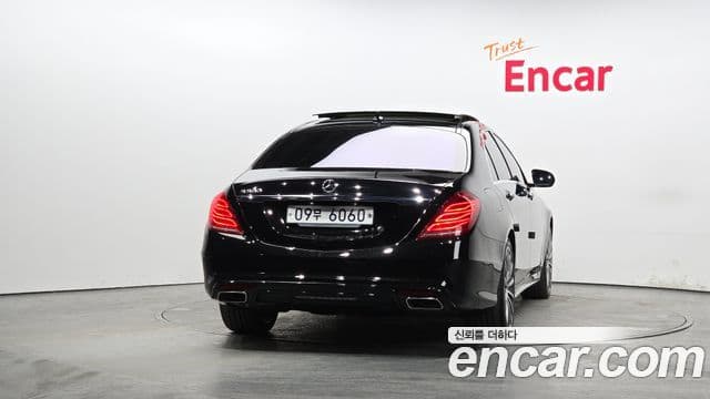 Mercedes-Benz S-Class W222 3