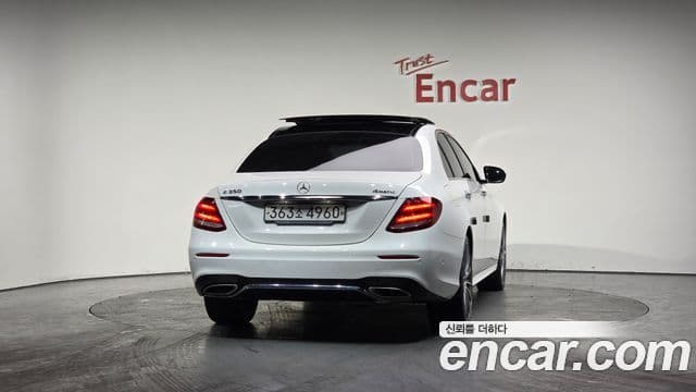 Mercedes-Benz E-Class W213 3