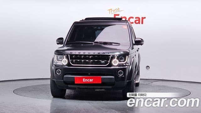 Land Rover Discovery 4 3