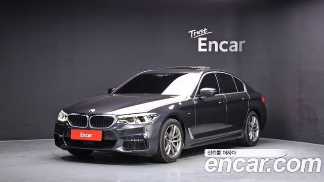BMW 5 Series (G30)