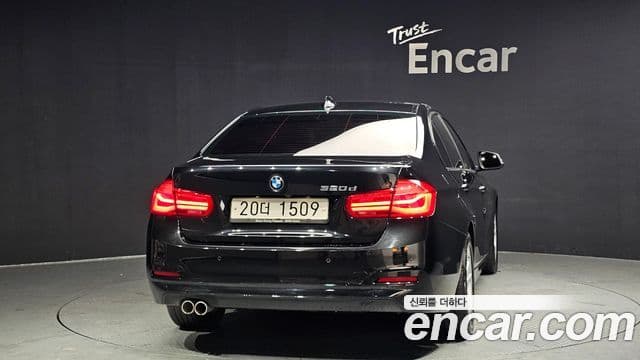 BMW 3 Series (F30) 4