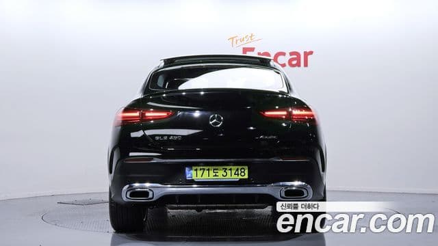 Mercedes-Benz GLE-Class W167 3