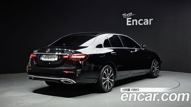 Mercedes-Benz E-Class W213 2