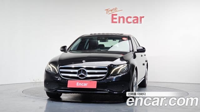 Mercedes-Benz E-Class W213 2