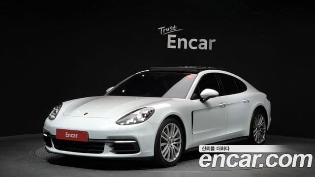 Porsche Panamera (971) 1
