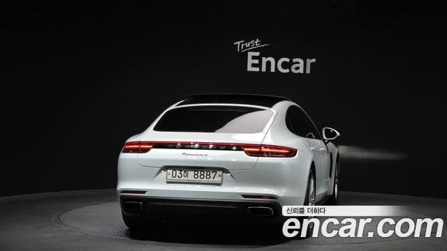 Porsche Panamera (971) 4