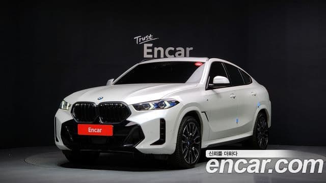 BMW X6 (G06)