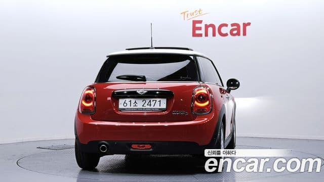 MINI Cooper D 4