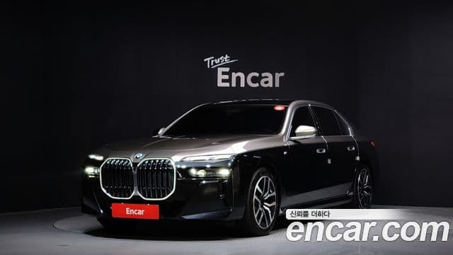 BMW 7 Series (G70) — 1