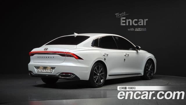 Hyundai The New Grandeur IG 2