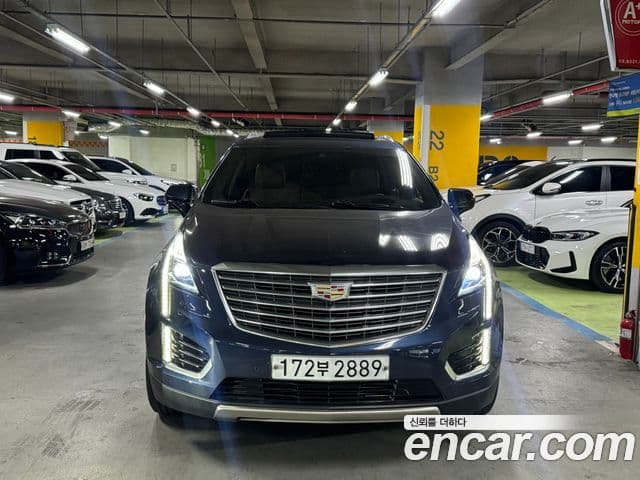 Cadillac XT5 — 1