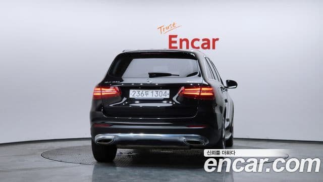 Mercedes-Benz GLC-Class X253 4
