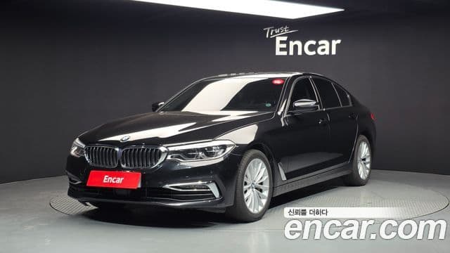BMW 5 Series (G30)