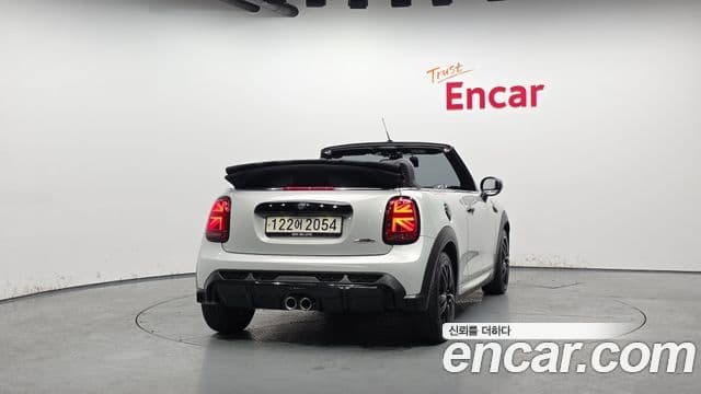 MINI Cooper S Convertible 4