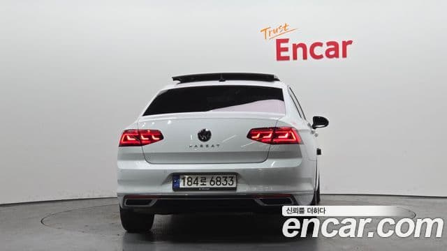 Volkswagen Passat GT (B8) 4