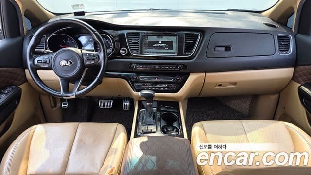 Kia All New Carnival 4
