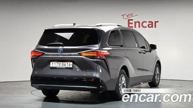 Toyota Sienna 4th Gen 2