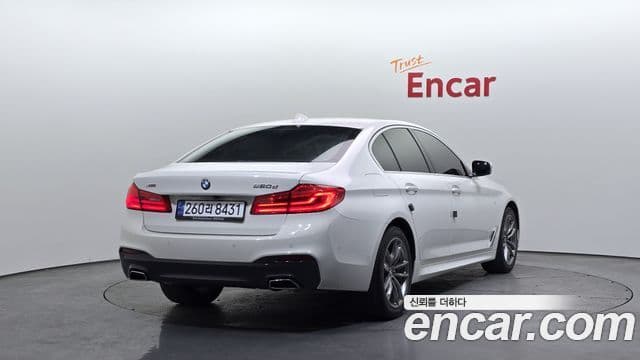 BMW 5 Series (G30) 2