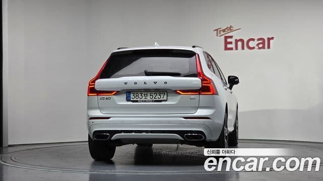 Volvo XC60 2nd Gen 4