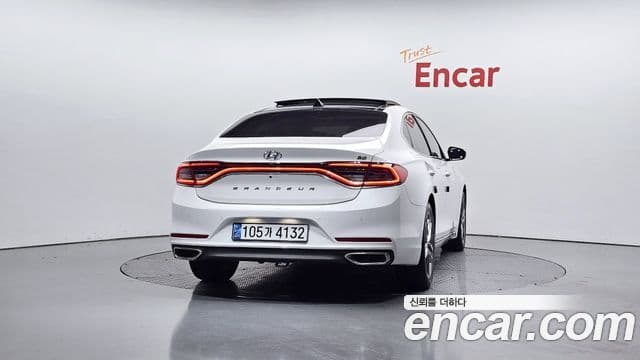 Hyundai Grandeur IG 3