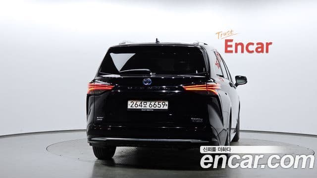 Toyota Sienna 4th Gen 4