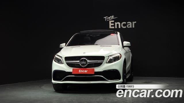 Mercedes-Benz GLE-Class W166 3