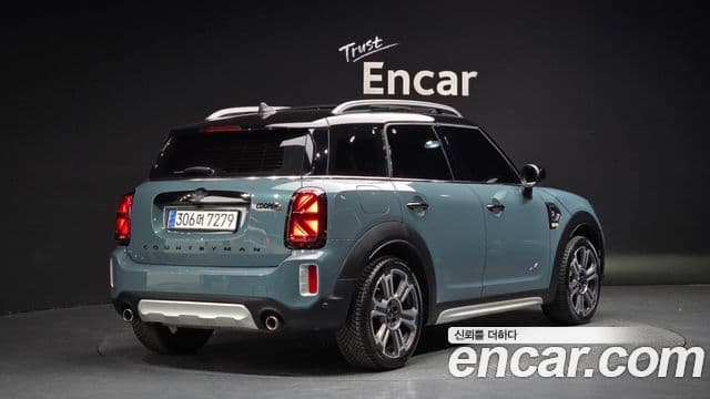 MINI Cooper S Countryman 2