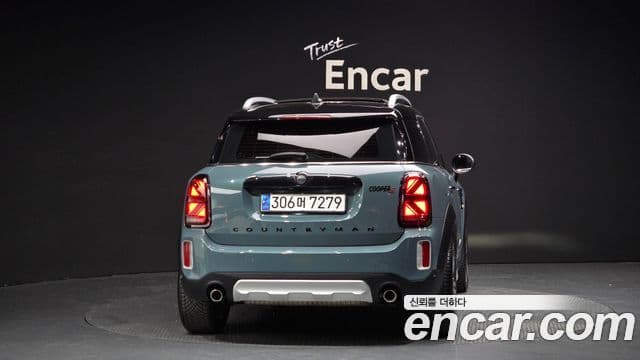 MINI Cooper S Countryman 4