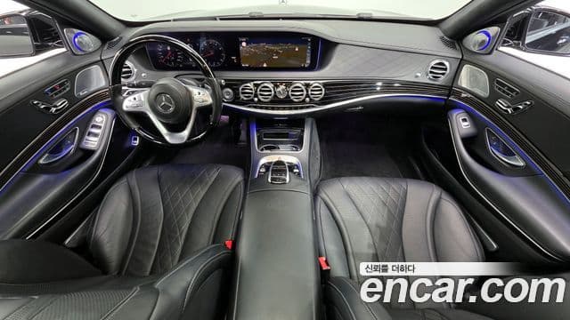 Mercedes-Benz S-Class W222 4
