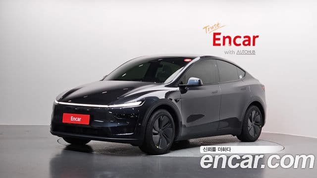 Tesla Model Y 1