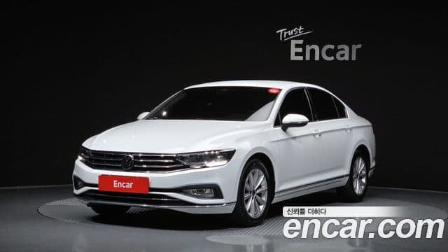 Volkswagen Passat GT (B8) 1